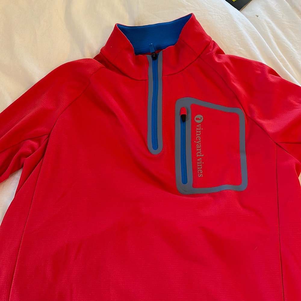 Men’s small Vineyard Vines performance quarter zip